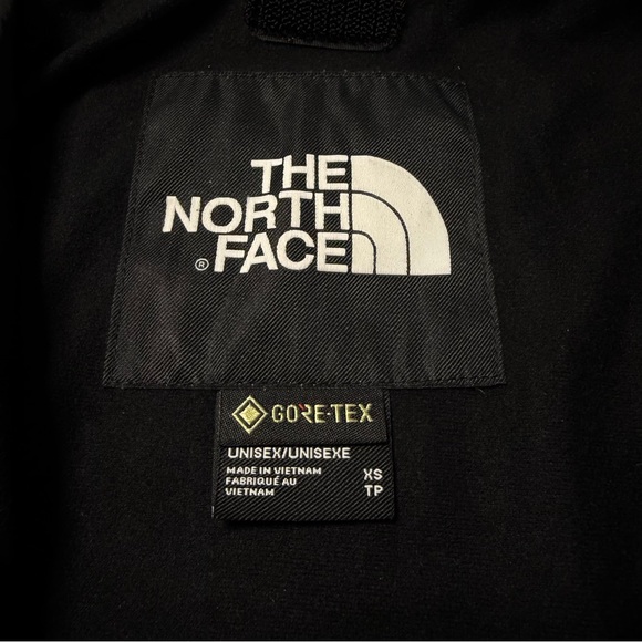 The North Face Mountain Jacket re-issue Mens S/M Womens L/XL Gorpcore Outdoors - Picture 8 of 16